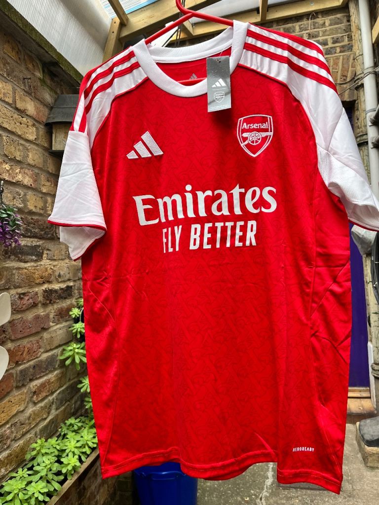 Arsenal emirates T-shirt