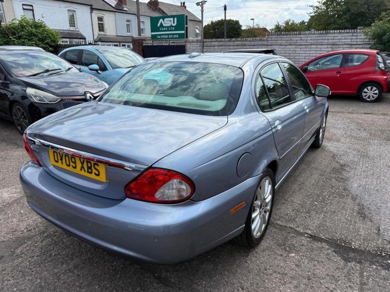 JAGUAR X-TYPE 2.2D DPF SE 4dr 2009