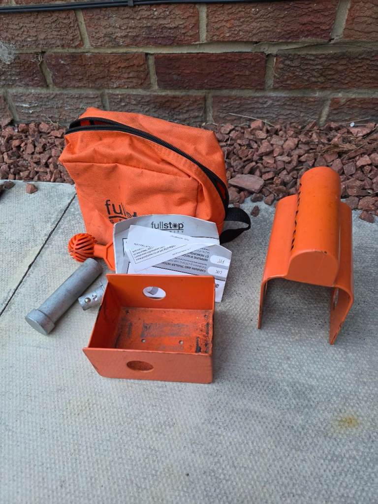 Fullstop caravan hitch lock