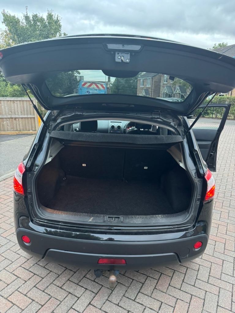 Nissan, QASHQAI, Hatchback, 2010, Manual, 1461 (cc), 5 doors