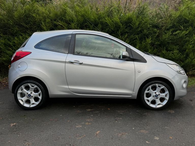 Ford, KA, Hatchback, 2012, Manual, 1242 (cc), 3 doors