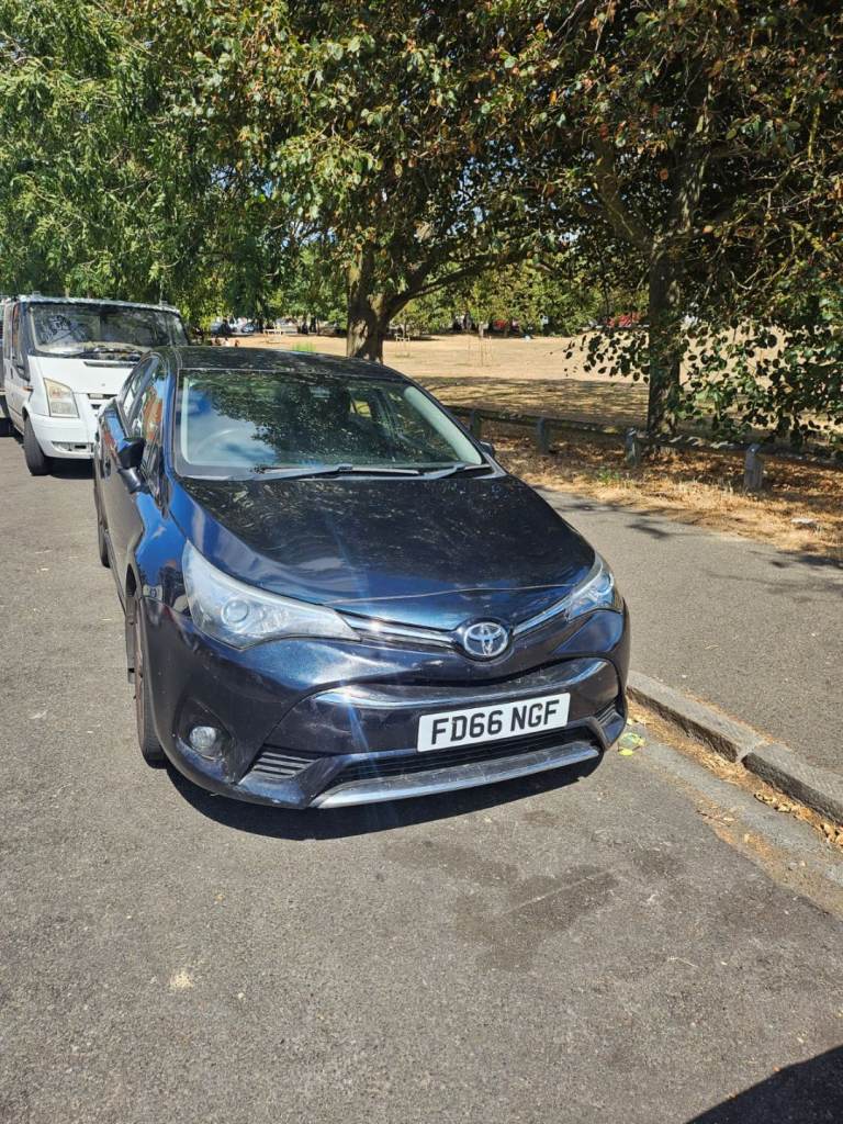 Toyota, AVENSIS, Saloon, 2016, Manual, 1995 (cc), 4 doors