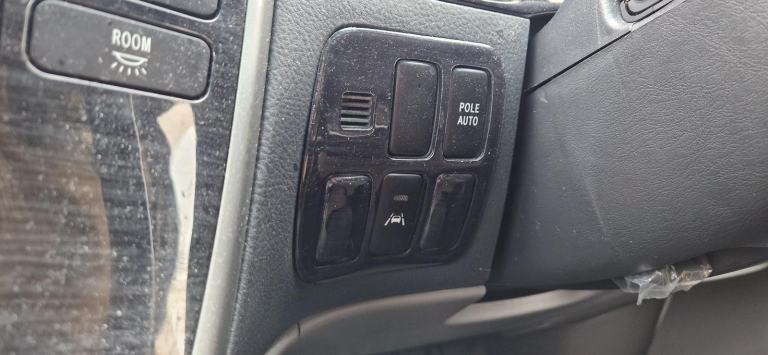 Toyota Alphard 2 Berth Campervan with Fridge