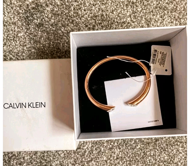 CALVIN KLEIN ROSE GOLD BANGLE 