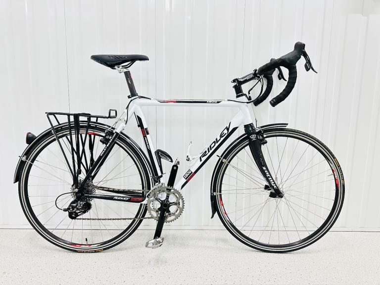 RIDLEY  X Bow Cyclocross Road Bike Size/M Carbon Forks Virtually New Bike 