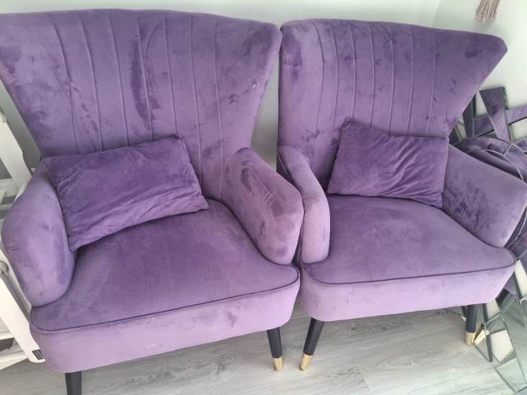 Two Purple Velvet Armchairs – Good Condition