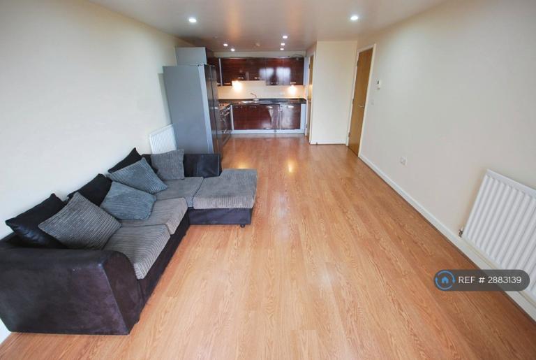2 bedroom flat in Holinger Court, Wembley, HA0 (2 bed) (#2883139)
