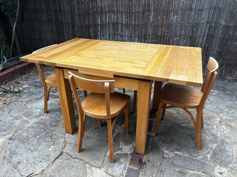 Solid Wood Extendable Dining Table & 4 Scandinavian Style Solid Wood Chairs | 90-150cm
