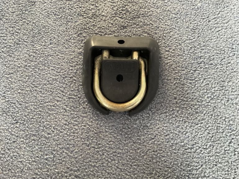 ABUS Ground/wall anchor.