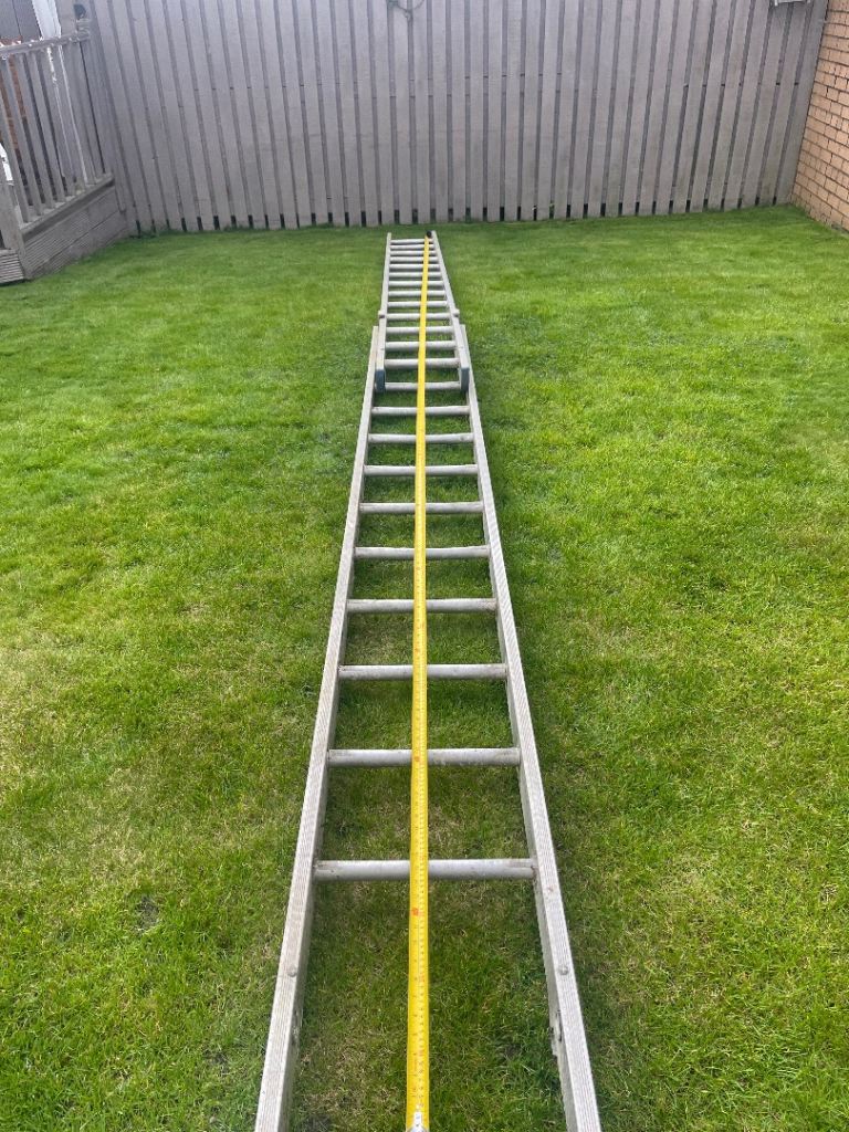 Double extension ladder 