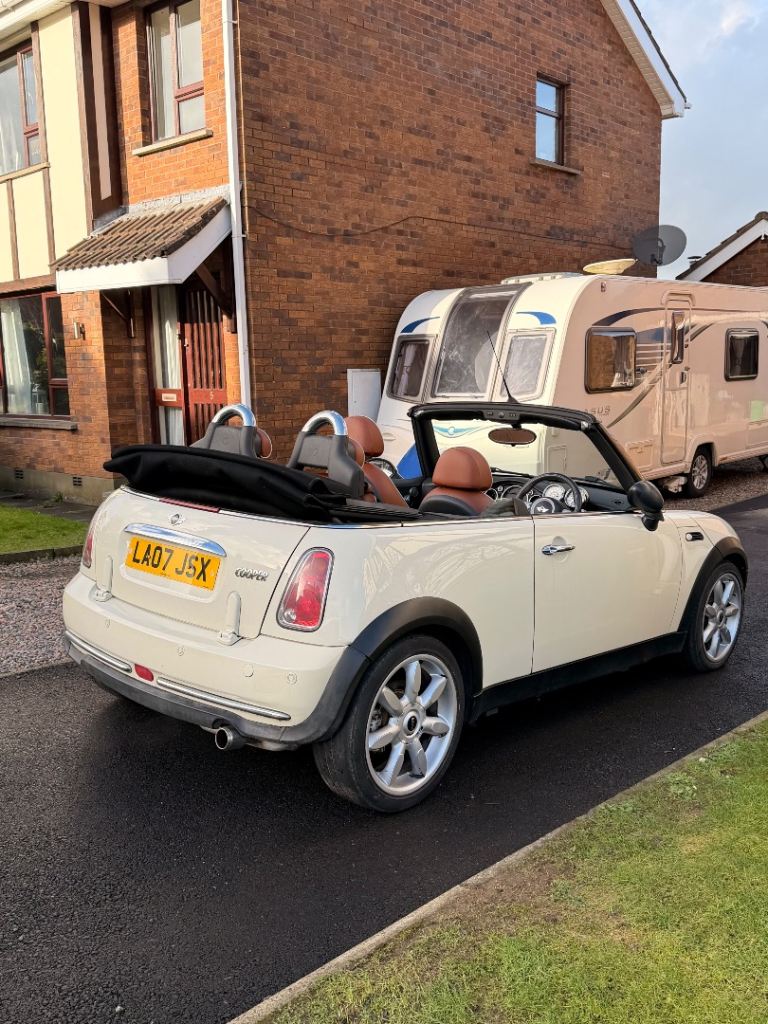 Mini, CONVERTIBLE, Convertible, 2007, Semi-Auto, 1598 (cc), 2 doors