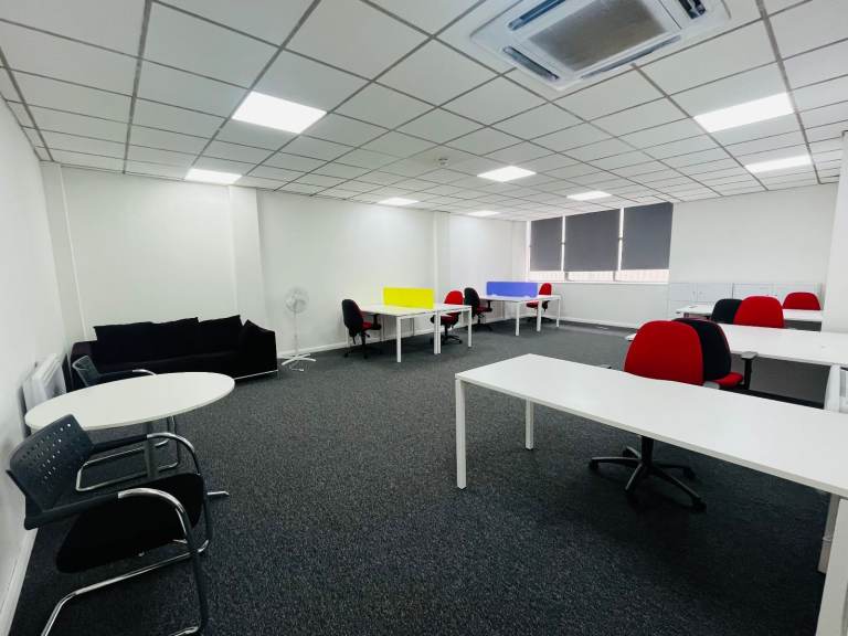 Large Office Spaces to Rent In Park Royal NW10