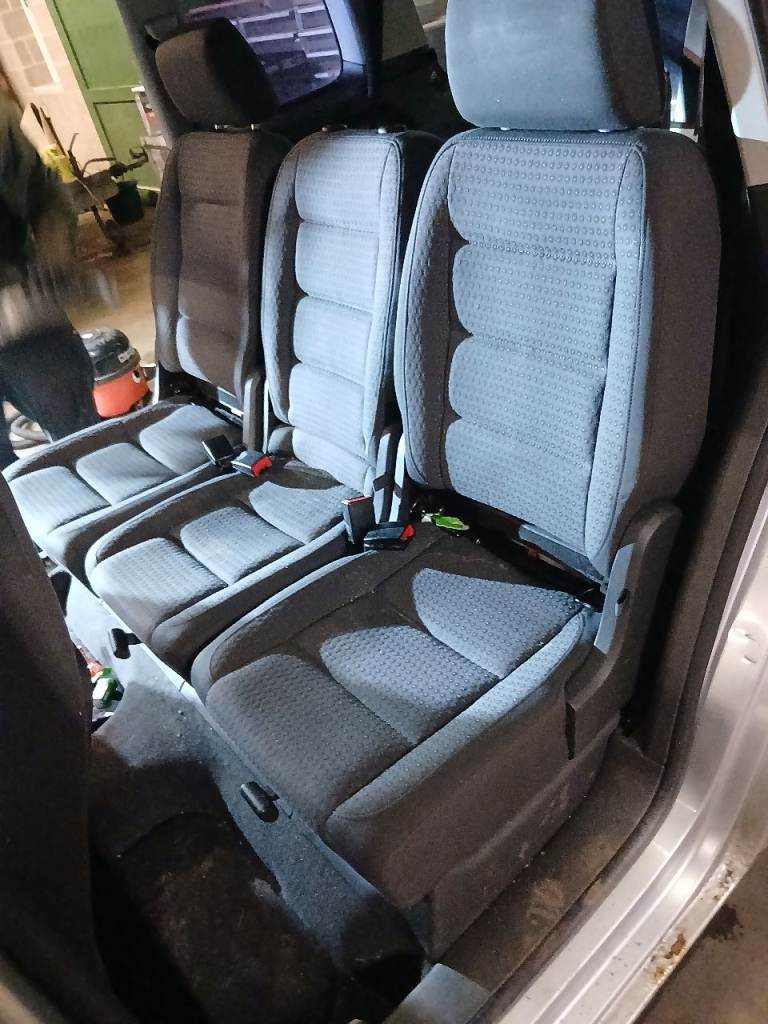 Vw touran rear seats 