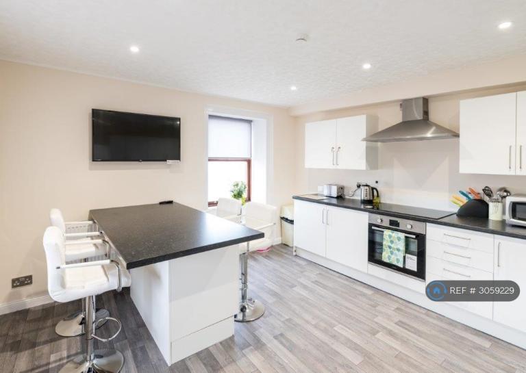 7 bedroom house in Fife Street, Banff, Aberdeenshire, AB45 (7 bed) (#3059229)