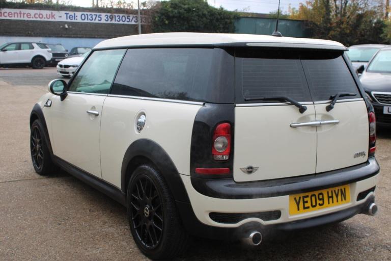 2009 MINI Clubman 1.6 Cooper S Estate 5dr Petrol Manual Euro 4 (175 ps) Estate Petrol Manual