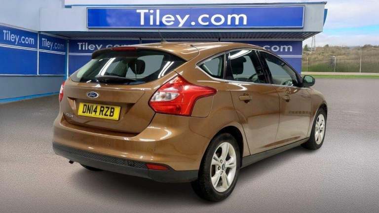 2014 Ford Focus 1.6 Zetec 5dr HATCHBACK PETROL Manual