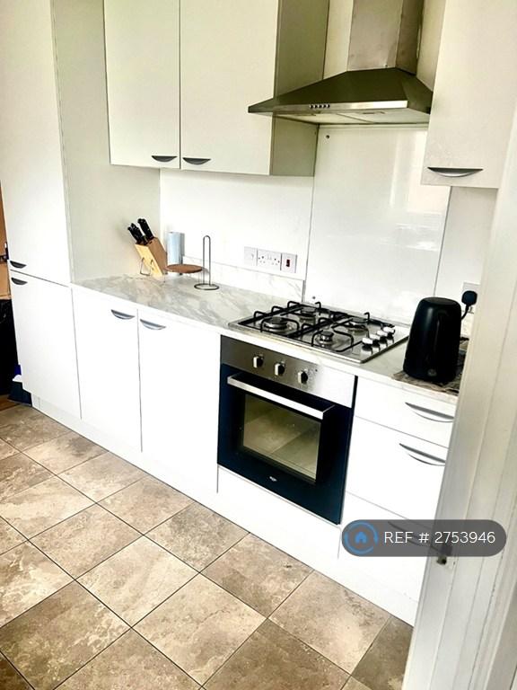 3 bedroom house in Barking, Barking, IG11 (3 bed) (#2753946)