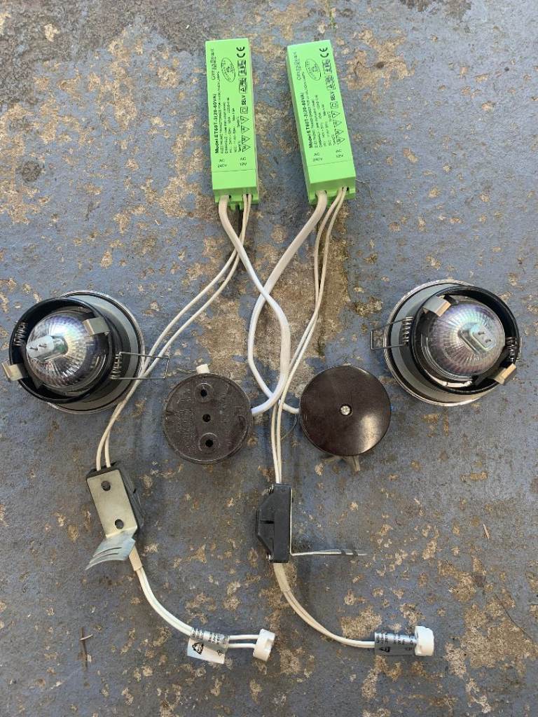Pair of downlights