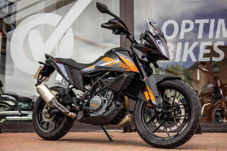 KTM 390 Adventure AKRO ! LOW MILES