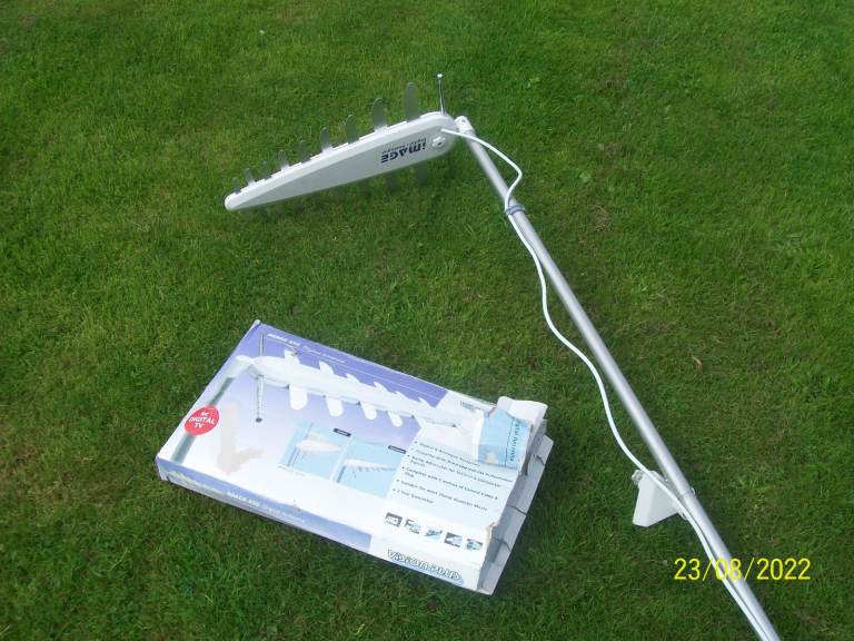 vision plus TV digital antenna caravan/boat