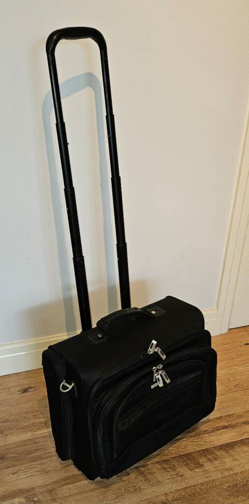 Solo Classic Rolling Overnight Laptop Case