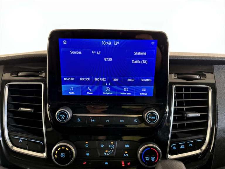 2020 Ford Transit Custom 2.0 EcoBlue 170ps Low Roof D/Cab Limited Van Auto PANEL VAN DIESEL Autom...