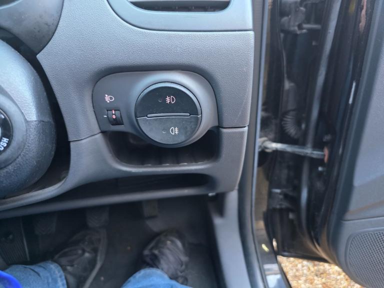 2011 Kia Rio 1.5 CRDi Domino 5dr HATCHBACK Diesel Manual