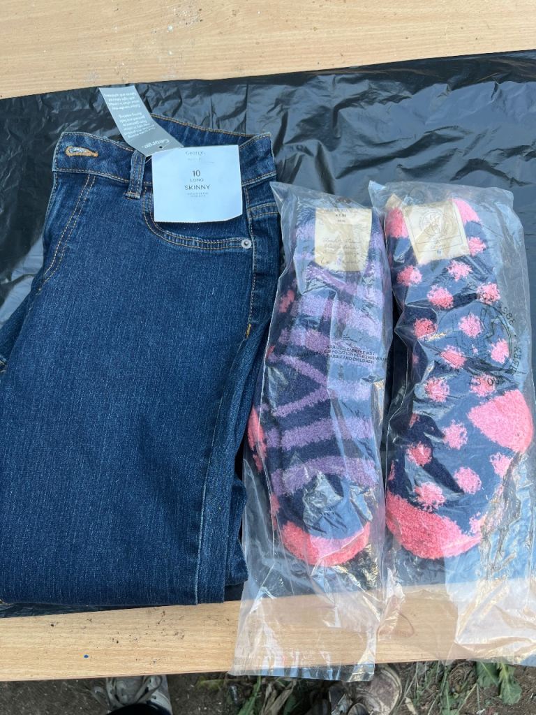Ladies jeans with socks 
