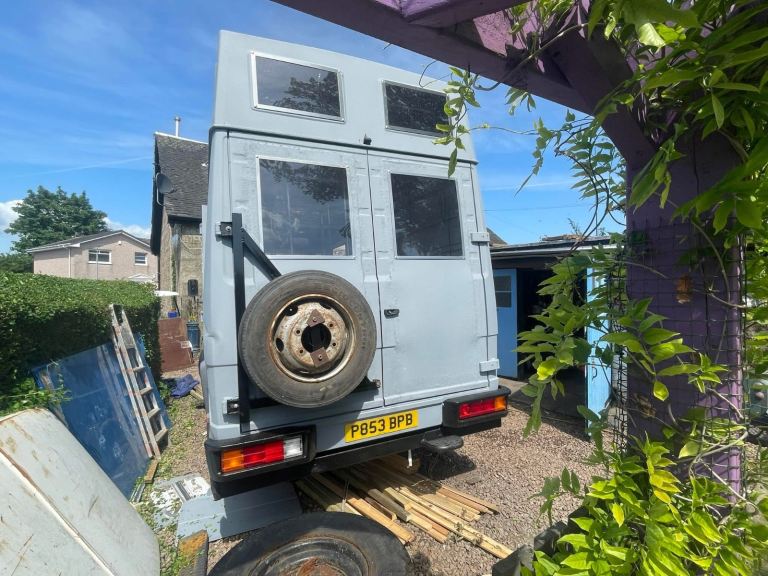 Mercedes 611D 709D 811D 814D T2 Vario Spare Wheel Carrier