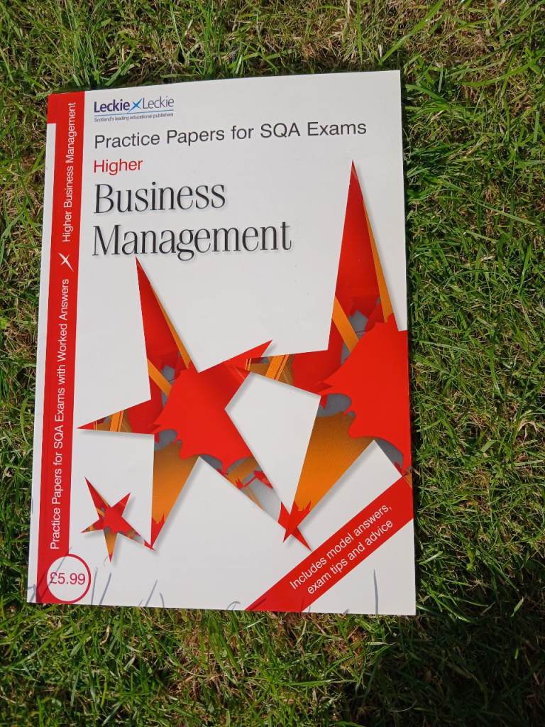 Leckie & Leckie Higher Business Management SQA Practice Papers - School book
