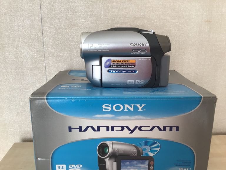 Sony Handy Cam 12x Mega Pixel
