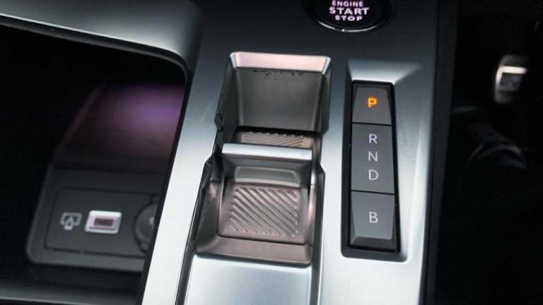 2024 Peugeot 308 115kW First Edition 54kWh 5dr Auto HATCHBACK ELECTRIC Automatic