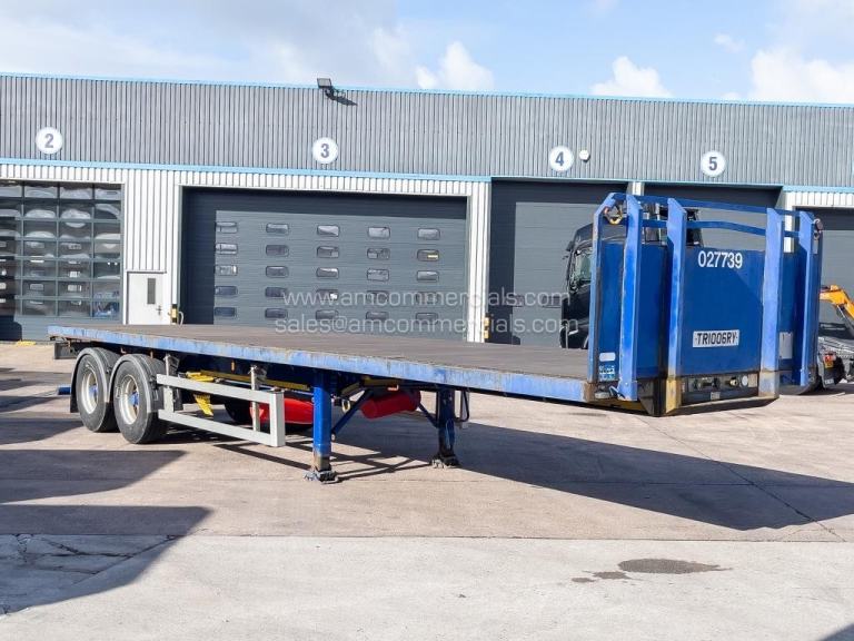 MONTRACON URBAN FLATBED TANDEM AXLE TRAILER