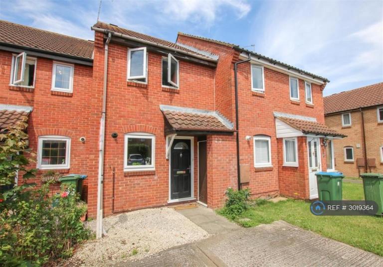 2 bedroom house in Langstone Close, Aylesbury, HP20 (2 bed) (#3019364)