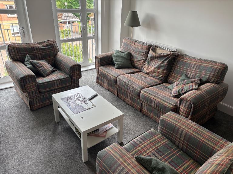 Free couch / sofa set