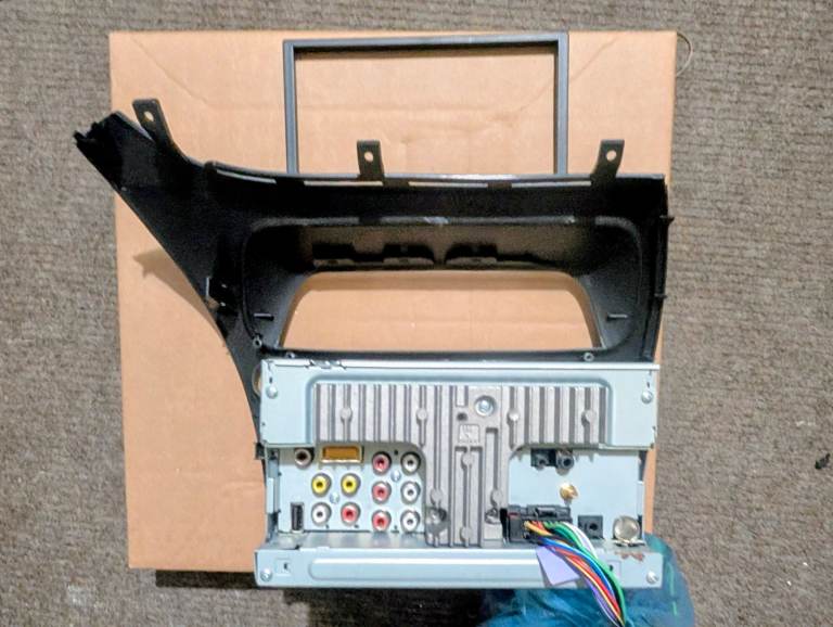 Pioneer Avh-X490dab + Honda Civic 8th Gen 2006-2011 Double DIN Fascia & Cable