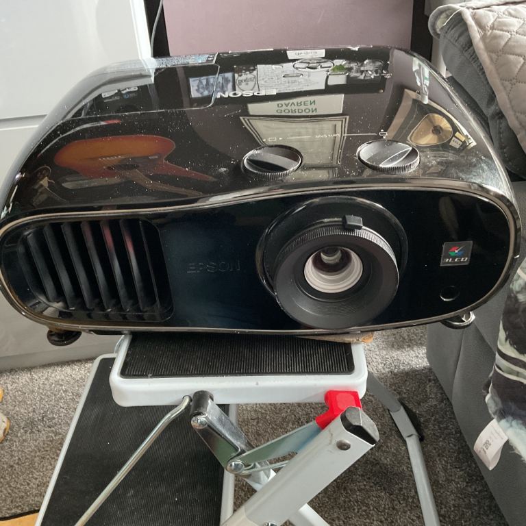 Epson EH-TW600 Home Cinema Projector Full HD, 3D, with Remote 