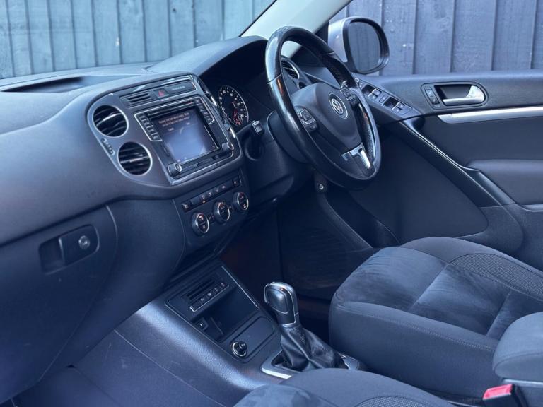 2015 Volkswagen Tiguan 2.0 TDi BlueMotion Tech Match 4MOTION 5dr 150 DSG ESTATE DIESEL Automatic
