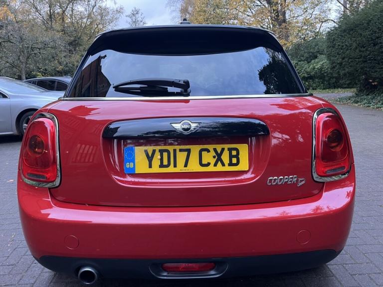 2017 MINI Hatch 1.5 Cooper D 5dr Auto HATCHBACK DIESEL Automatic