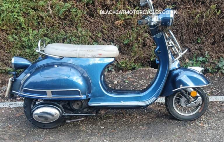 image for Lexmoto, MILANO, 2016, 50 (cc)