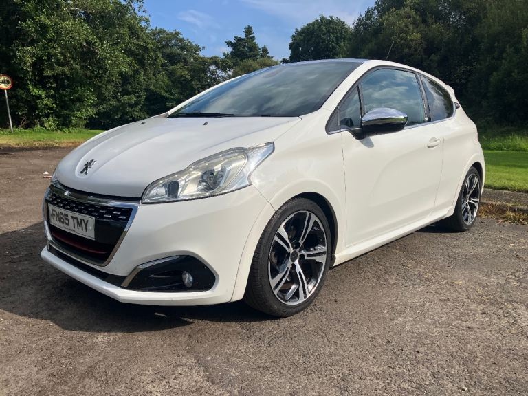 Peugeot 208 gti, 2015