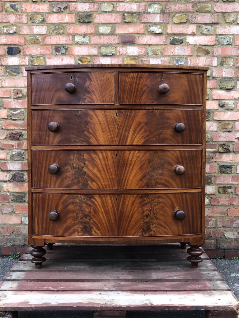 Antique Victorian solid wood bow front chest of drawers 