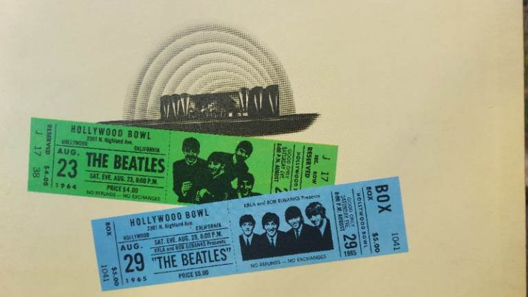 The Beatles at the Hollywood Bowl Vinyl LP EMTV 4 album - 13 x tracks. VGC