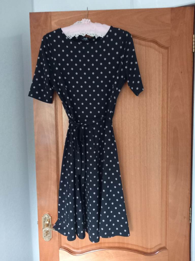 Ladies Wallis Dress