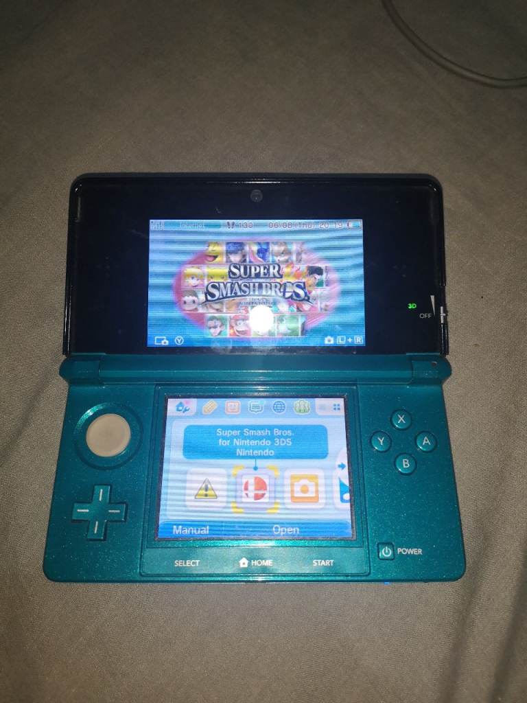 Nintendo 3DS Handheld Console - Teal/Blue, Good Working Order