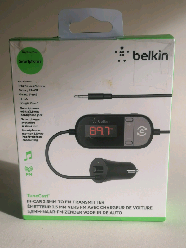 In car 3,5mm FM  transmiter. New. 