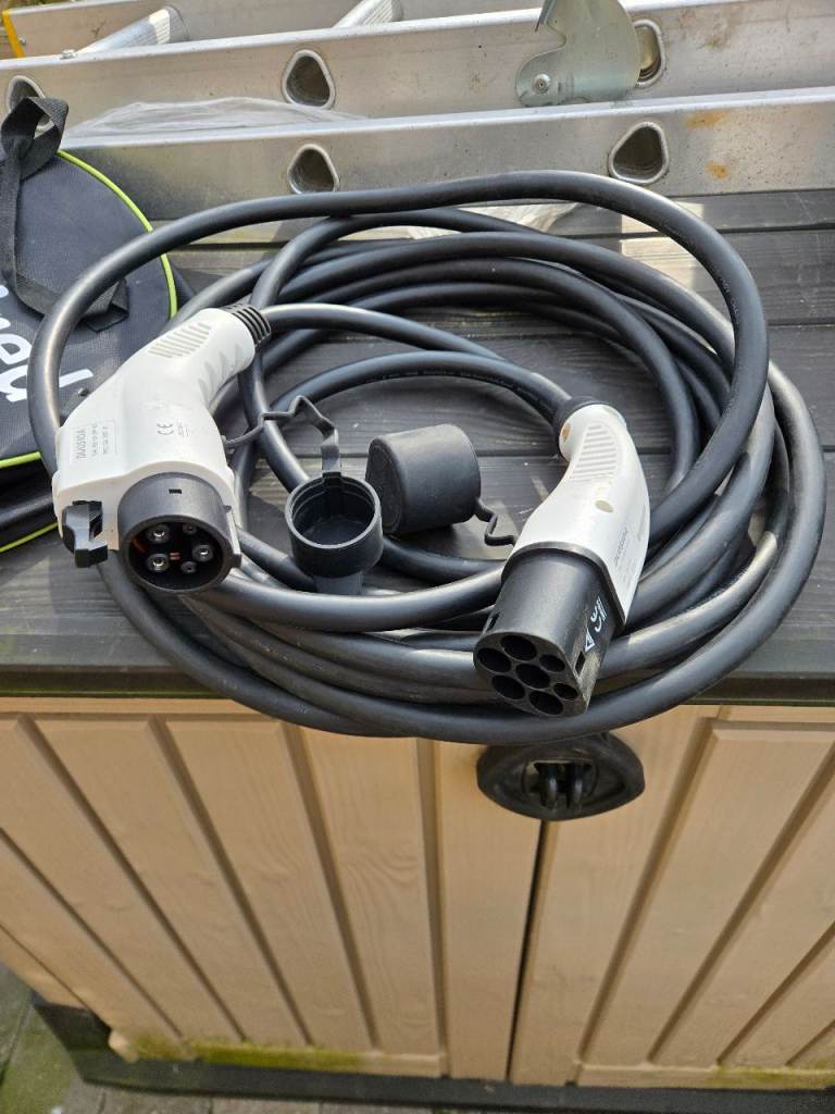 Type 1 EV charger lead 32A 