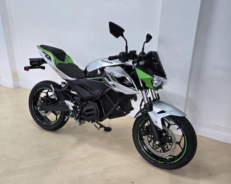 Kawasaki Z E1 Electric 125 Learner Legal Motorcycle