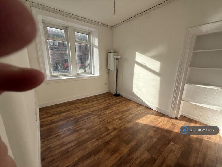 1 bedroom flat in Dumbarton Road, Glasgow, G11 (1 bed) (#2917617)