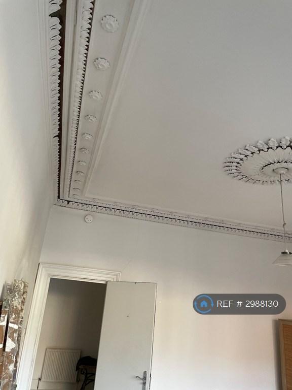4 bedroom flat in Rupert St, Glasgow, G4 (4 bed) (#2988130)